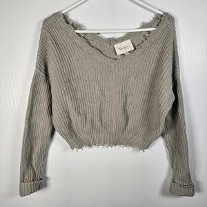 NWOT Jessica Simpson Sage Green  V-Neck Frayed Hem Cropped Knit Sweater Size XS